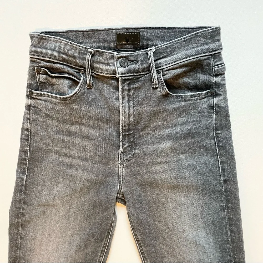 MOTHER Mid Rise Dazzler Ankle Jeans in The Night is Watching Size 27 - Picture 6 of 9